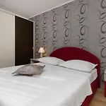 Bozena Apartment