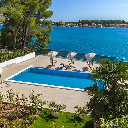 Bozena Brodarica (Sibenik-Knin)