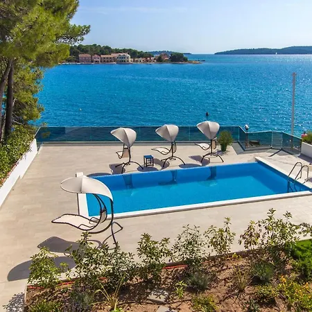 Bozena * Brodarica (Sibenik-Knin)