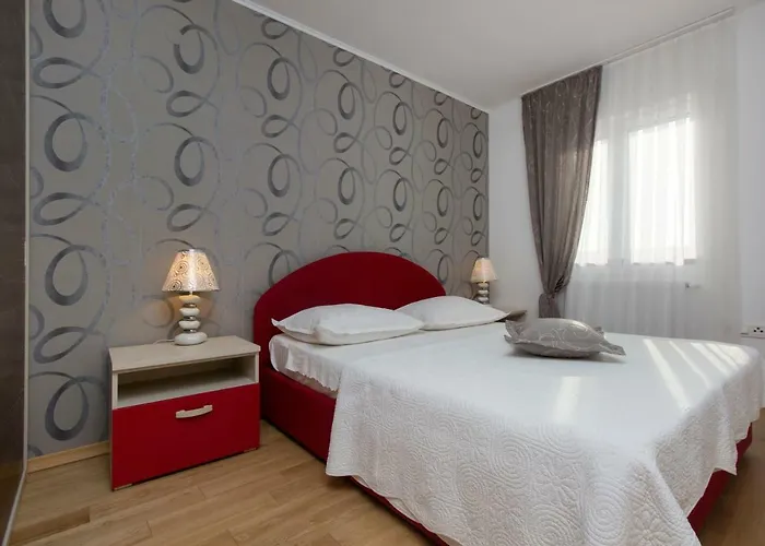 Bozena Brodarica (Sibenik-Knin)