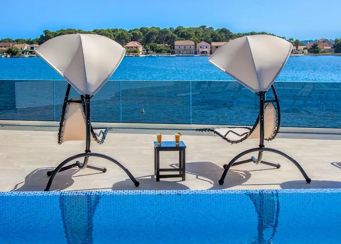 Bozena * Brodarica (Sibenik-Knin)