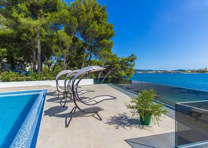 Bozena * Brodarica (Sibenik-Knin)