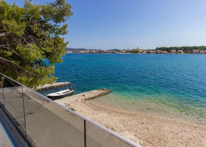 Bozena * Brodarica (Sibenik-Knin)