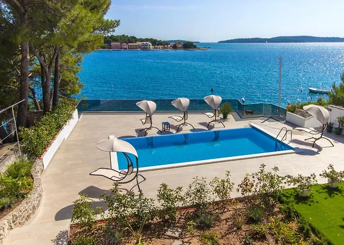 Bozena * Brodarica (Sibenik-Knin)